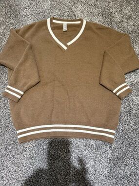 ZYIA Camel V-Neck Sweater with Cream Stripe Accents